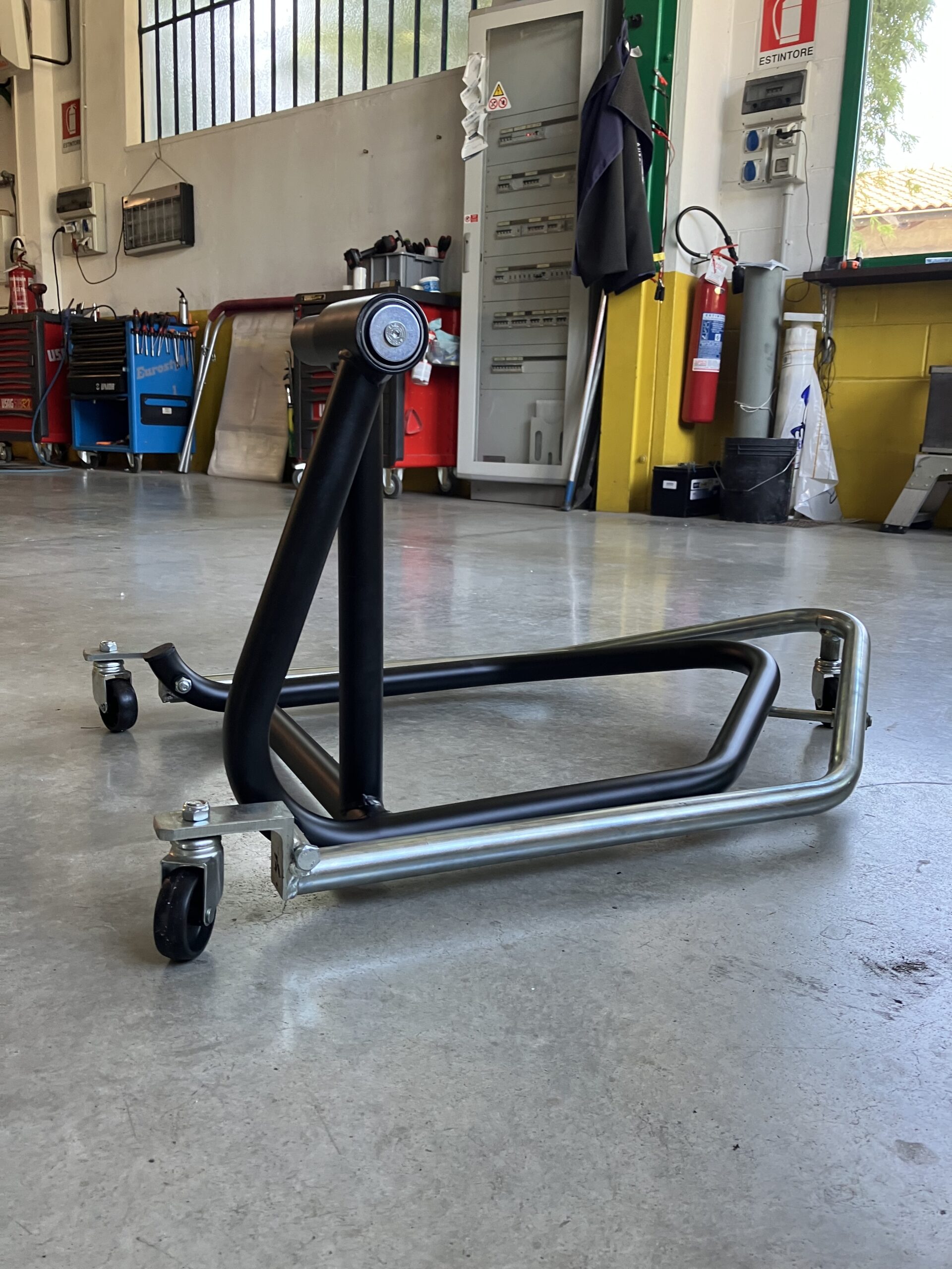 Cavalletto Monobraccio Posteriore Per Moto ( con movimento laterale) - immagine 5