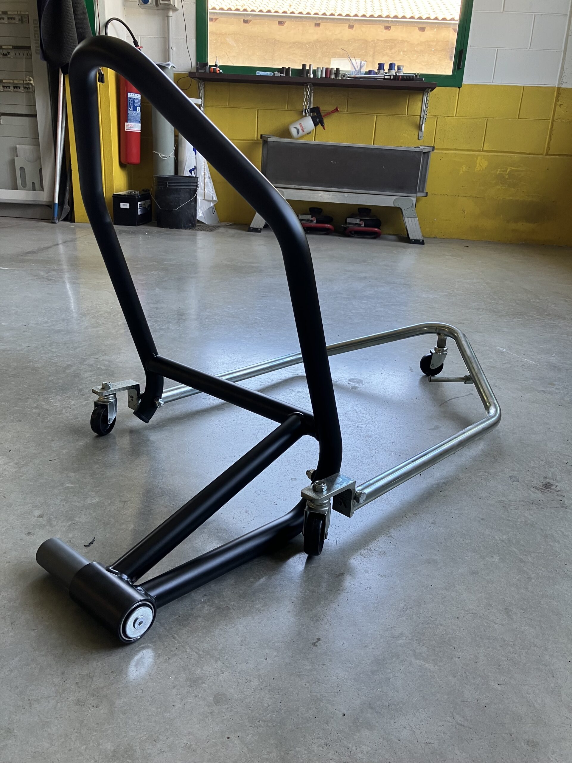 Cavalletto Monobraccio Posteriore Per Moto ( con movimento laterale) - immagine 4